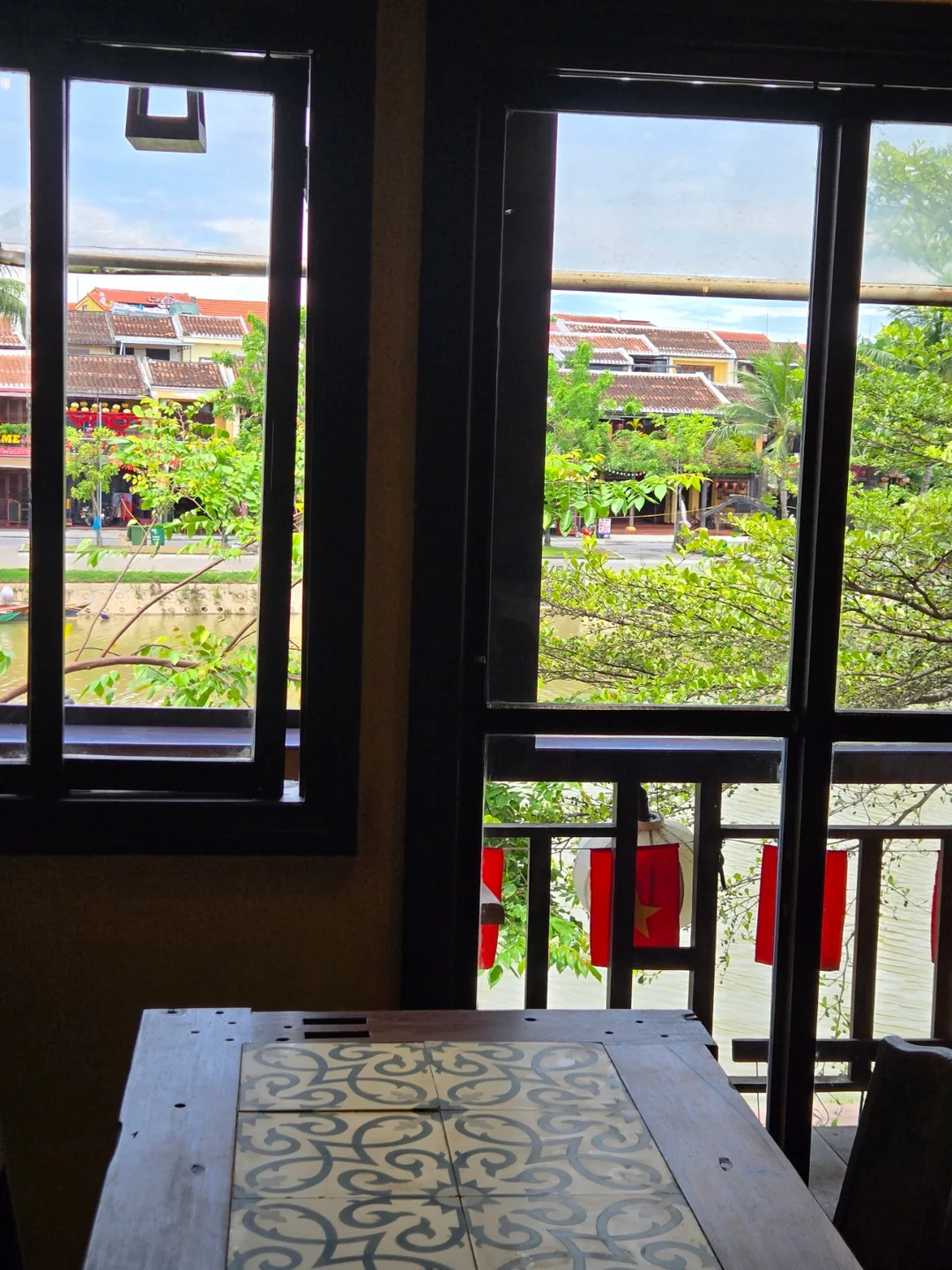 🇻🇳 Quán cà phê bên sông Thu Bồn ở Hội An