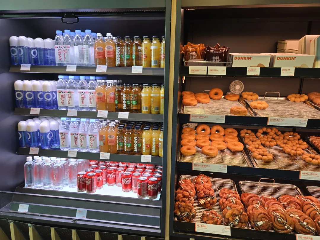 (Chuyến đi 1) Dunkin' Donuts Sân bay Incheon