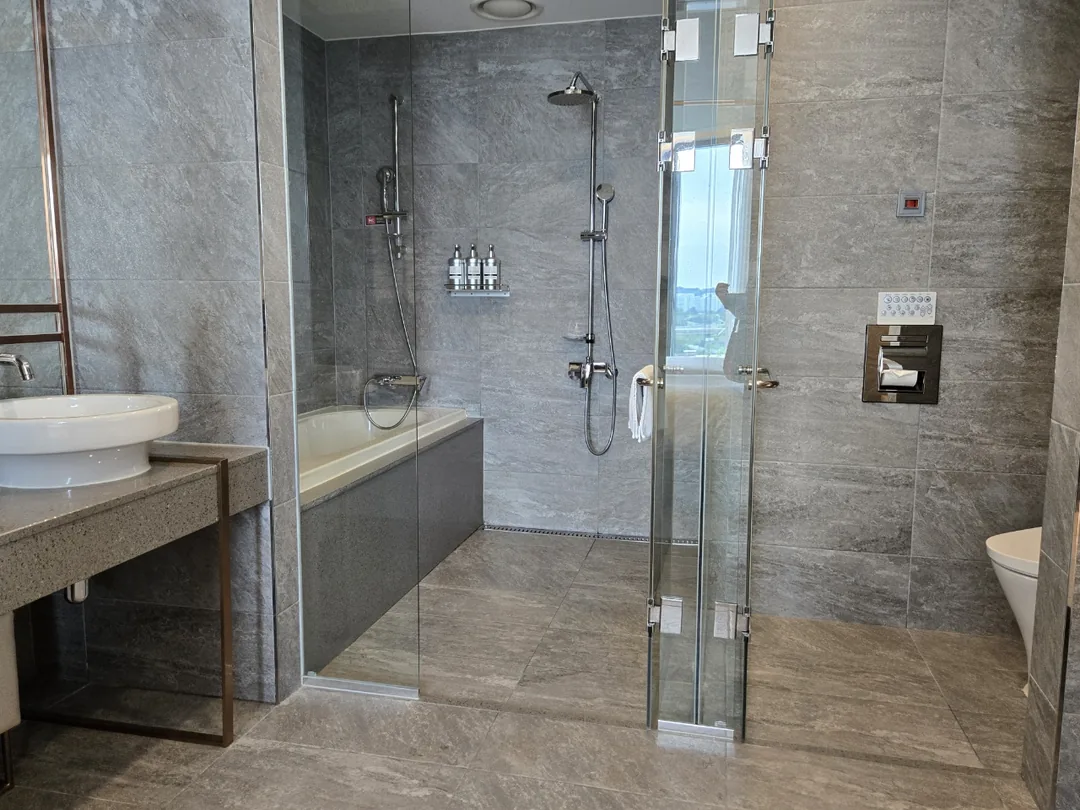 (Chuyến đi 2) 🏨 Khách sạn Marina Bay Seoul