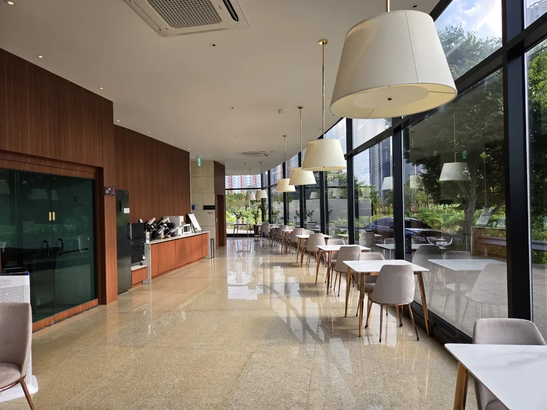 (Chuyến đi 4) 🏨 Khách sạn Top Cloud
