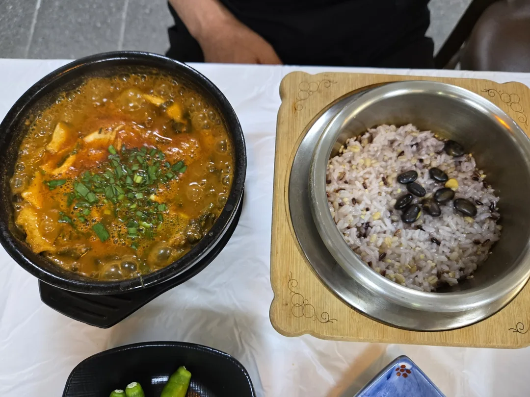 (Du lịch 5) Cháo cá và canh cá nhà họ Choi