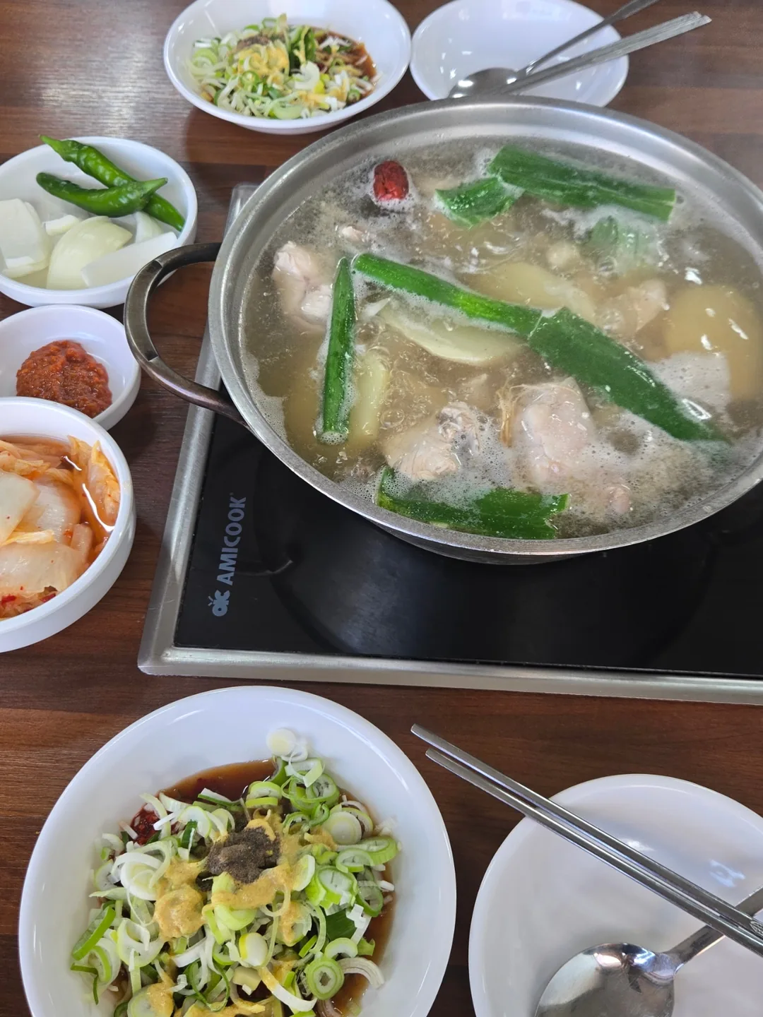 (Du lịch 1) Bongan Dak-tang (Gà hầm)