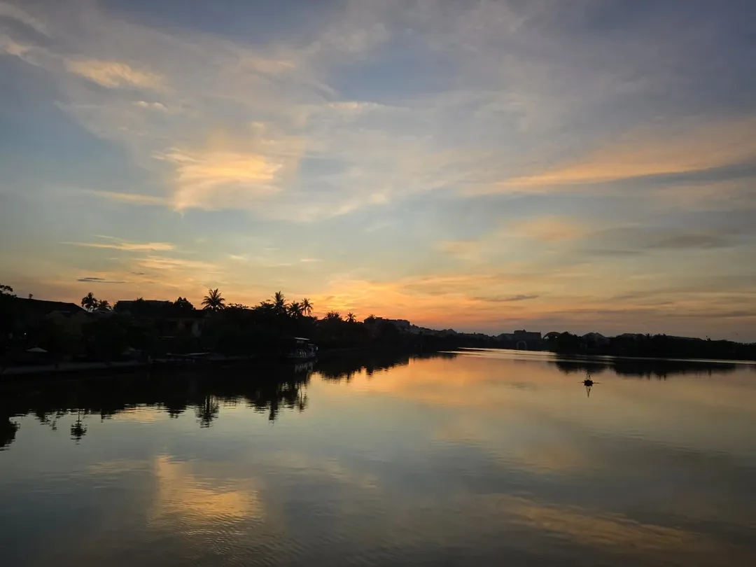 🌅 Đây là bình minh mà tôi đã đón tại Hội An