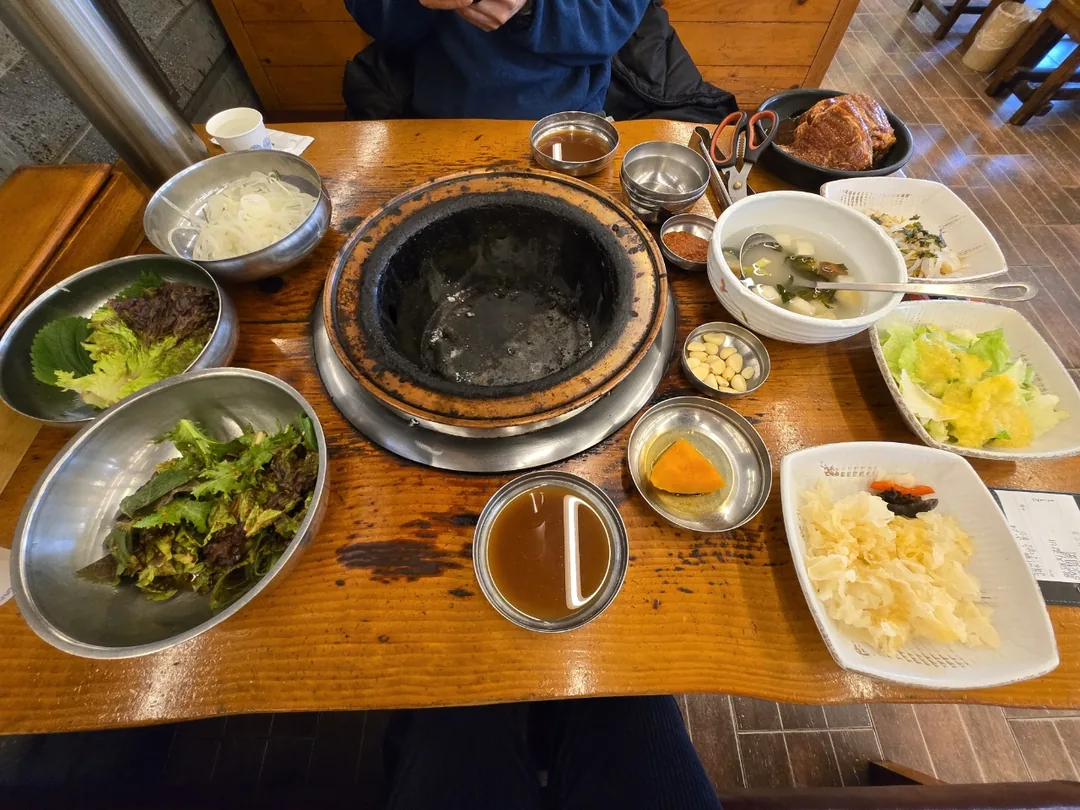 (Du lịch 1) Hanchon Seolleongtang & Galbi