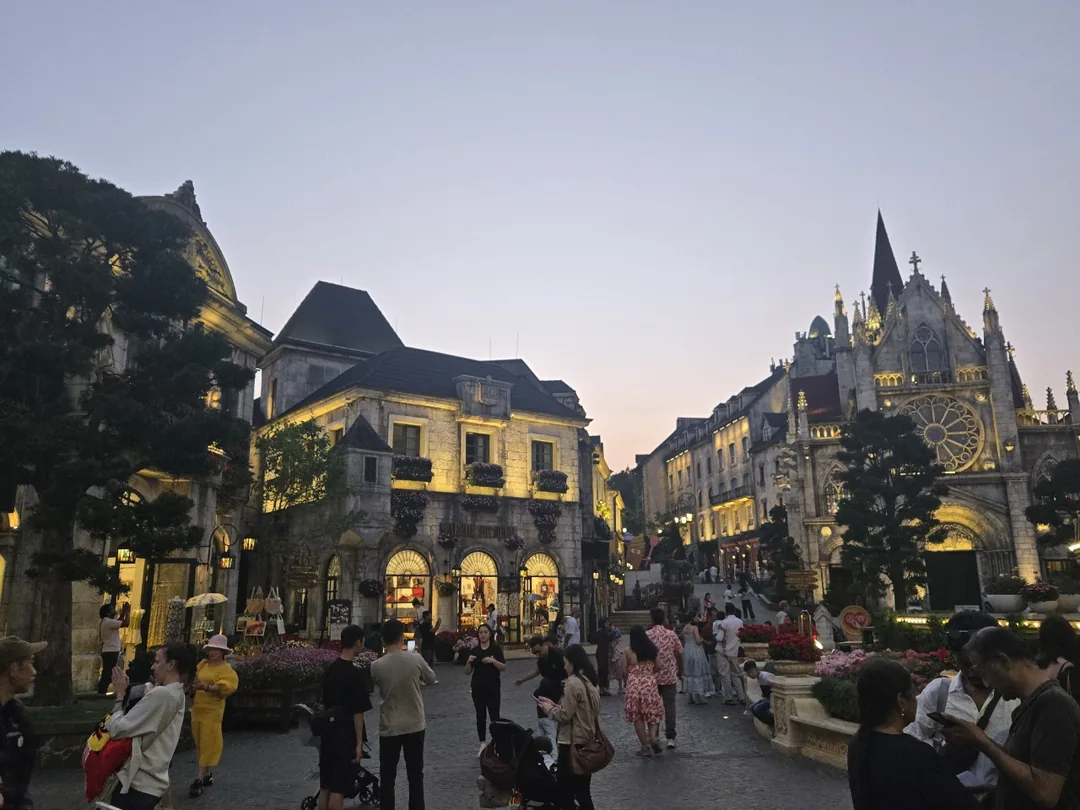 ☀️ Bà Nà Hills thời tiết đẹp ♡