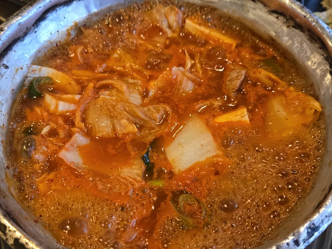 🥘 Bữa đầu tiên sau chuyến đi nhất định phải là canh kimchi 👍
