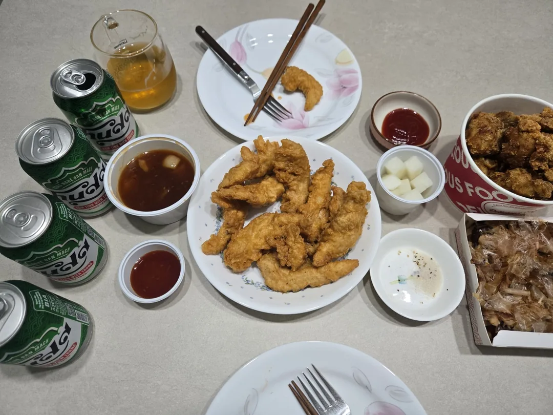 🍻 Giờ này mà... haha