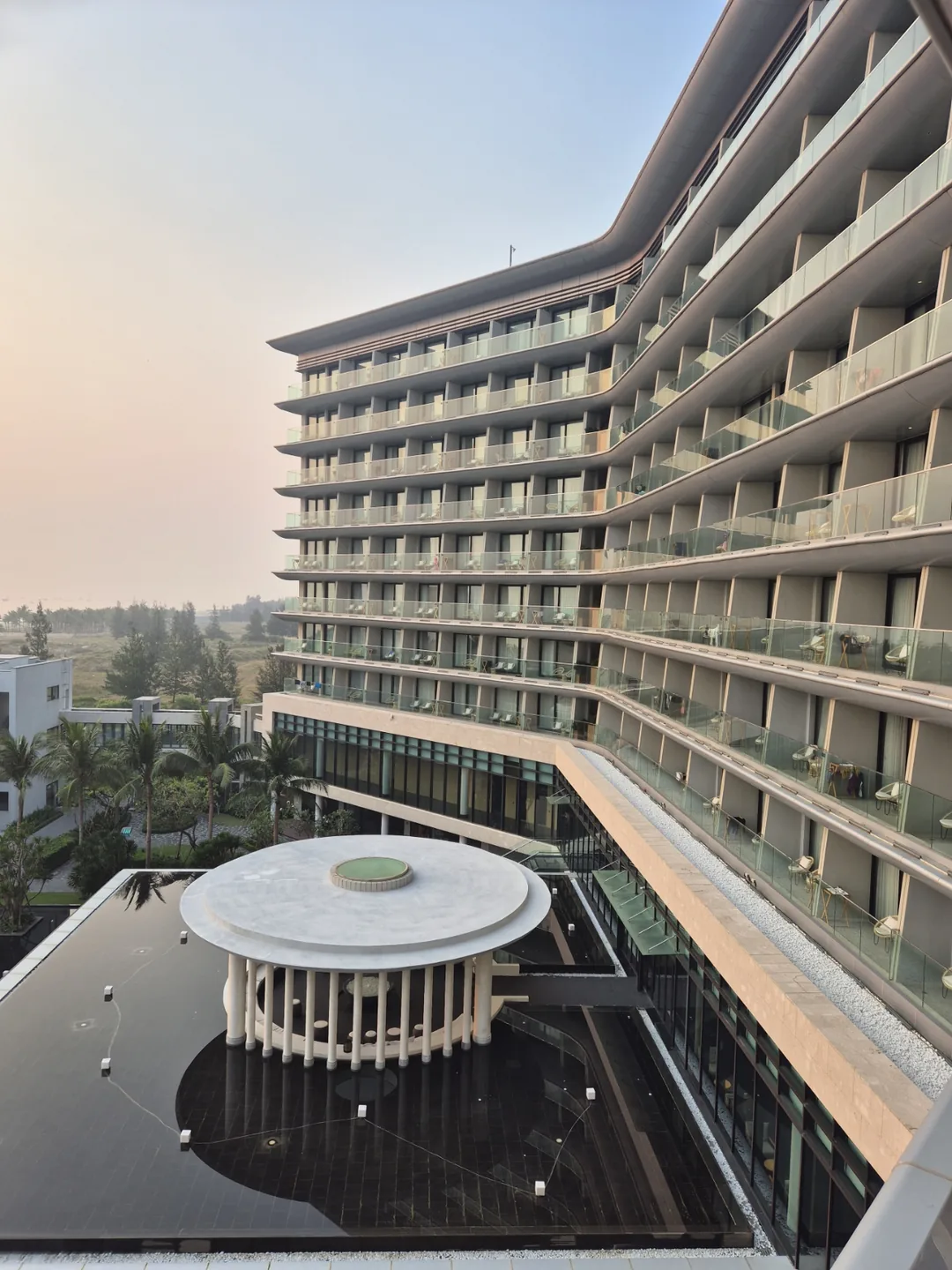 🏨 "Tầm nhìn" từ ban công phòng Shilla Monogram