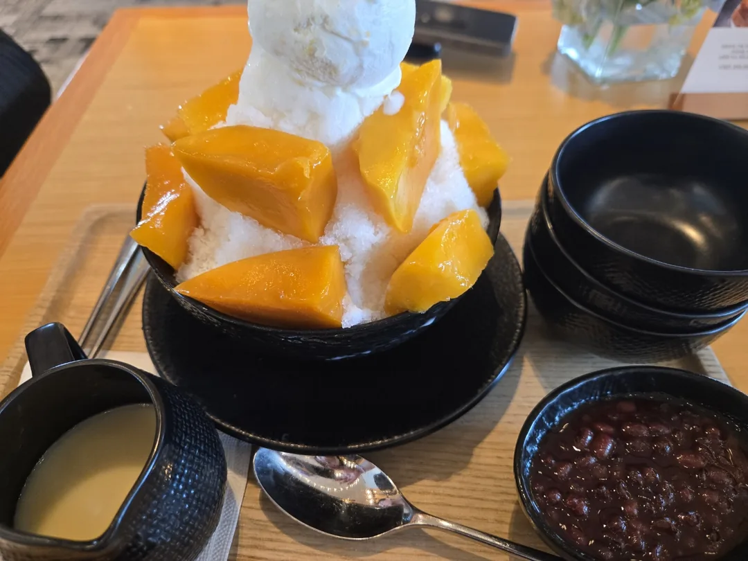 🏨 Shilla Monogram "Bingsu Xoài