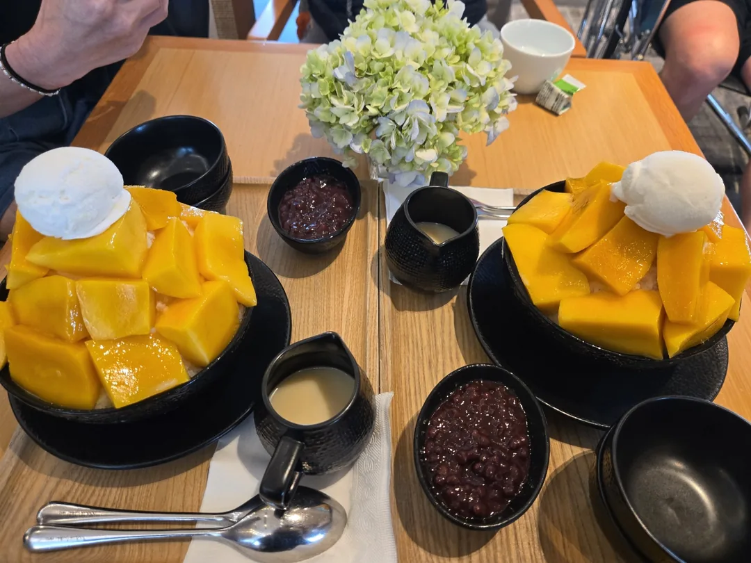 🏨 Shilla Monogram "Bingsu Xoài