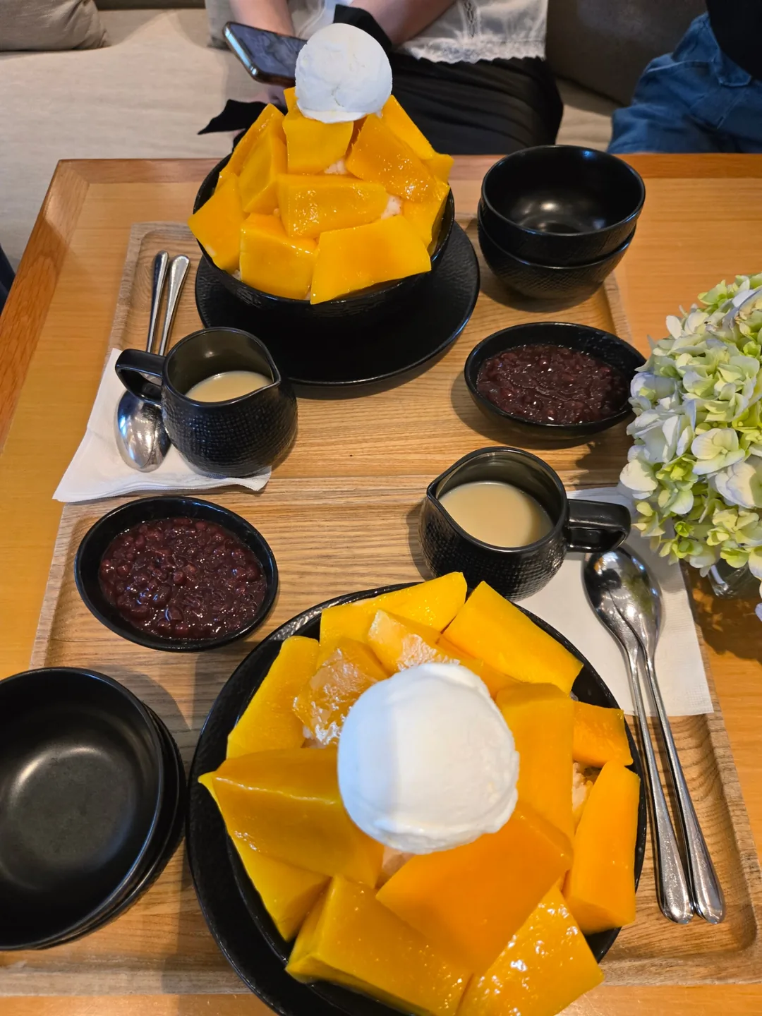 🏨 Shilla Monogram "Bingsu Xoài