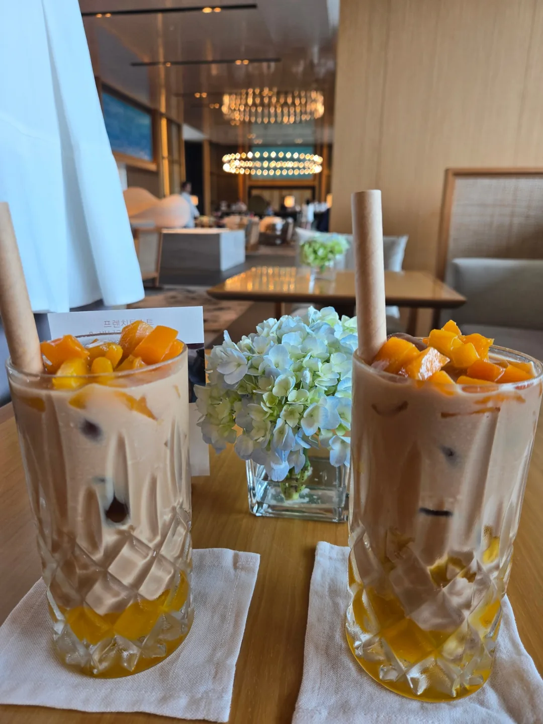 🏨 Shilla Monogram "Sảnh