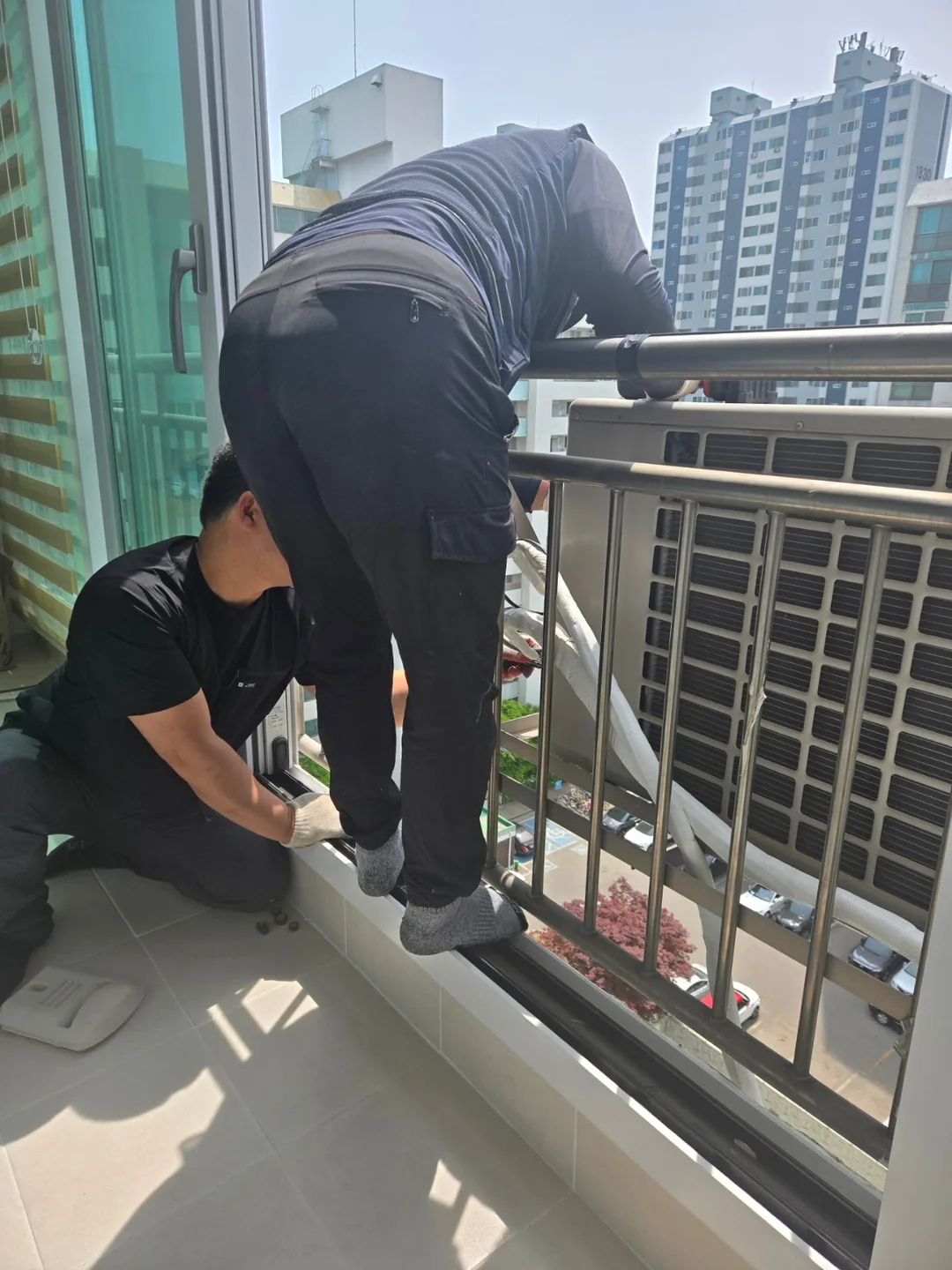 🛠💸 Lắp đặt lại máy lạnh