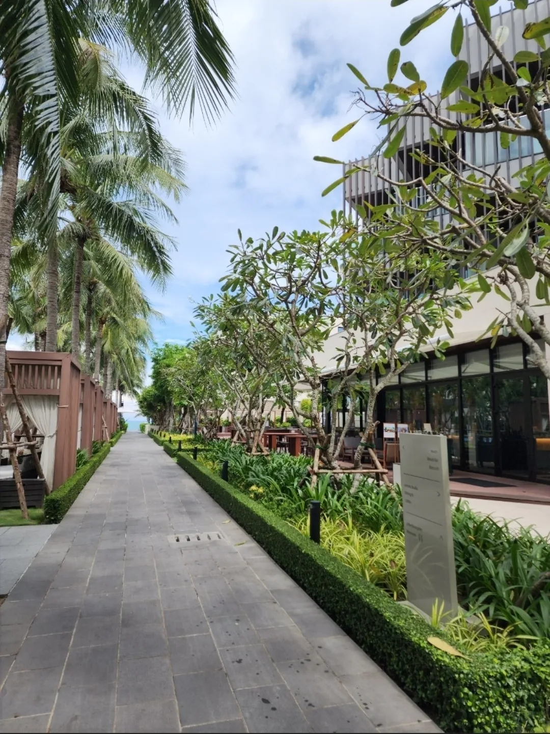 🏨 Shilla Monogram "Thực đơn set trưa" (Bistro M)