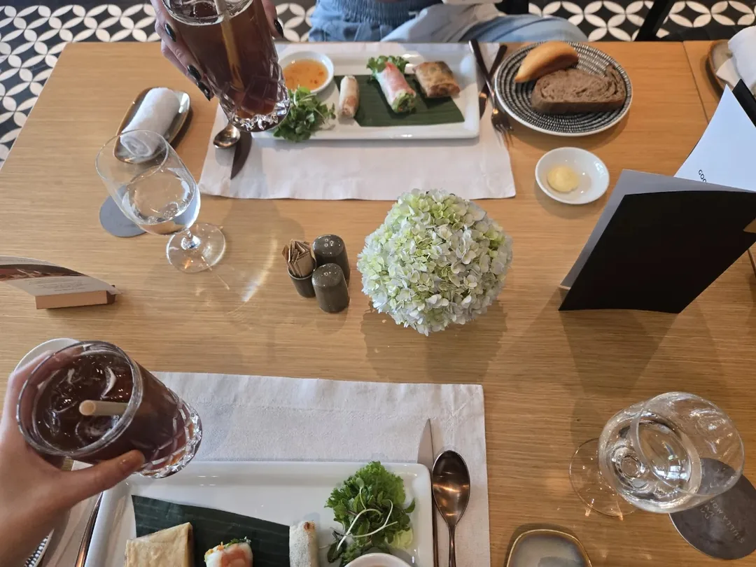 🏨 Shilla Monogram "Thực đơn set trưa" (Bistro M)