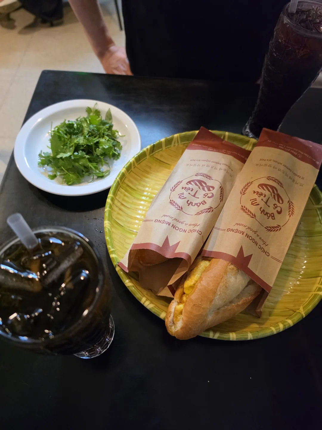 🇻🇳 Quán bánh mì trứng ngon "Bánh Mì Cô Tiên