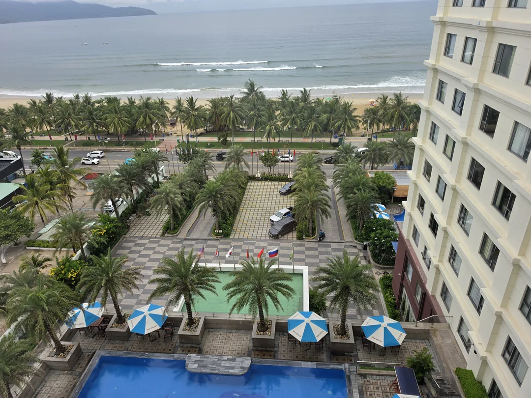 🇻🇳 "Khách sạn DLG" giá cả hợp lý