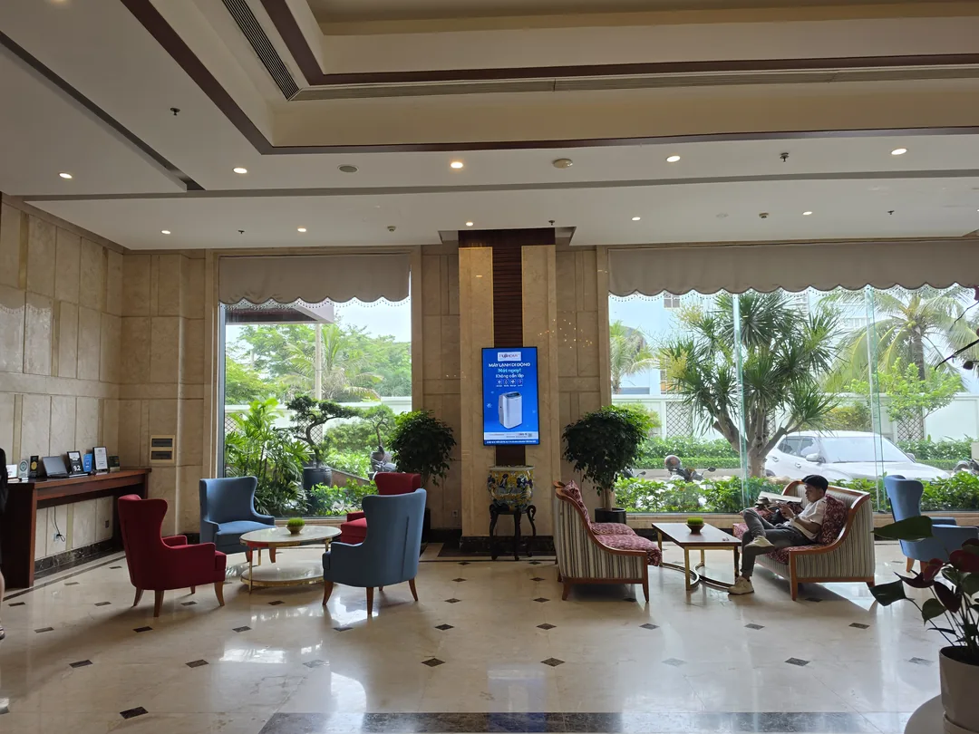 🇻🇳 "Khách sạn DLG" giá cả hợp lý