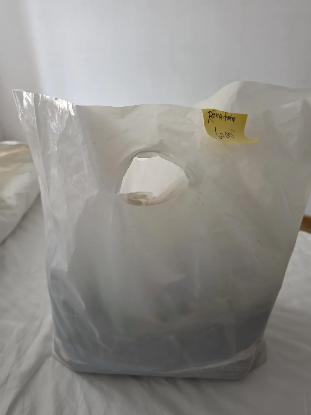 🇻🇳 Sử dụng dịch vụ giặt là tại cửa hàng liên kết "GiaHy Laundry