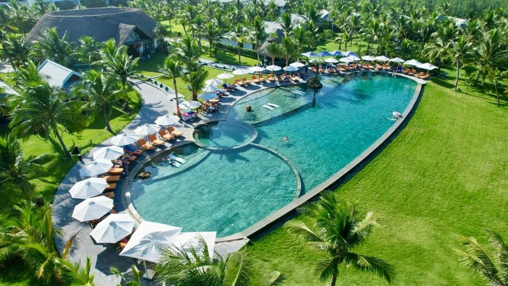 bliss hoi an beach resort & wellness
