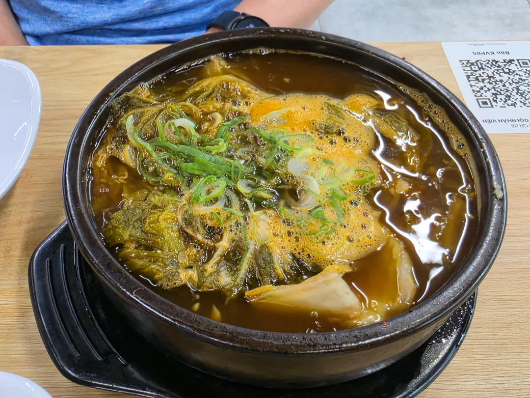 🇻🇳 Hansari Gamjatang (canh xương sống heo khoai tây)