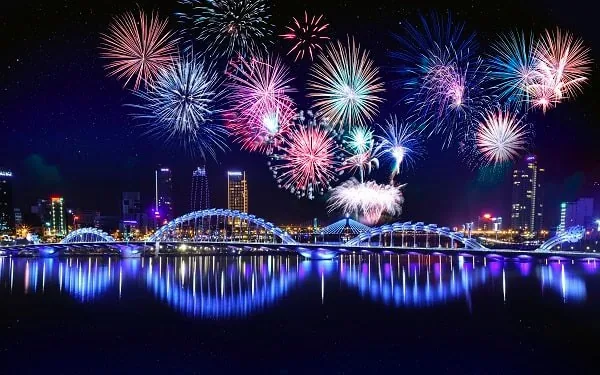Đà Nẵng, sắc màu pháo hoa