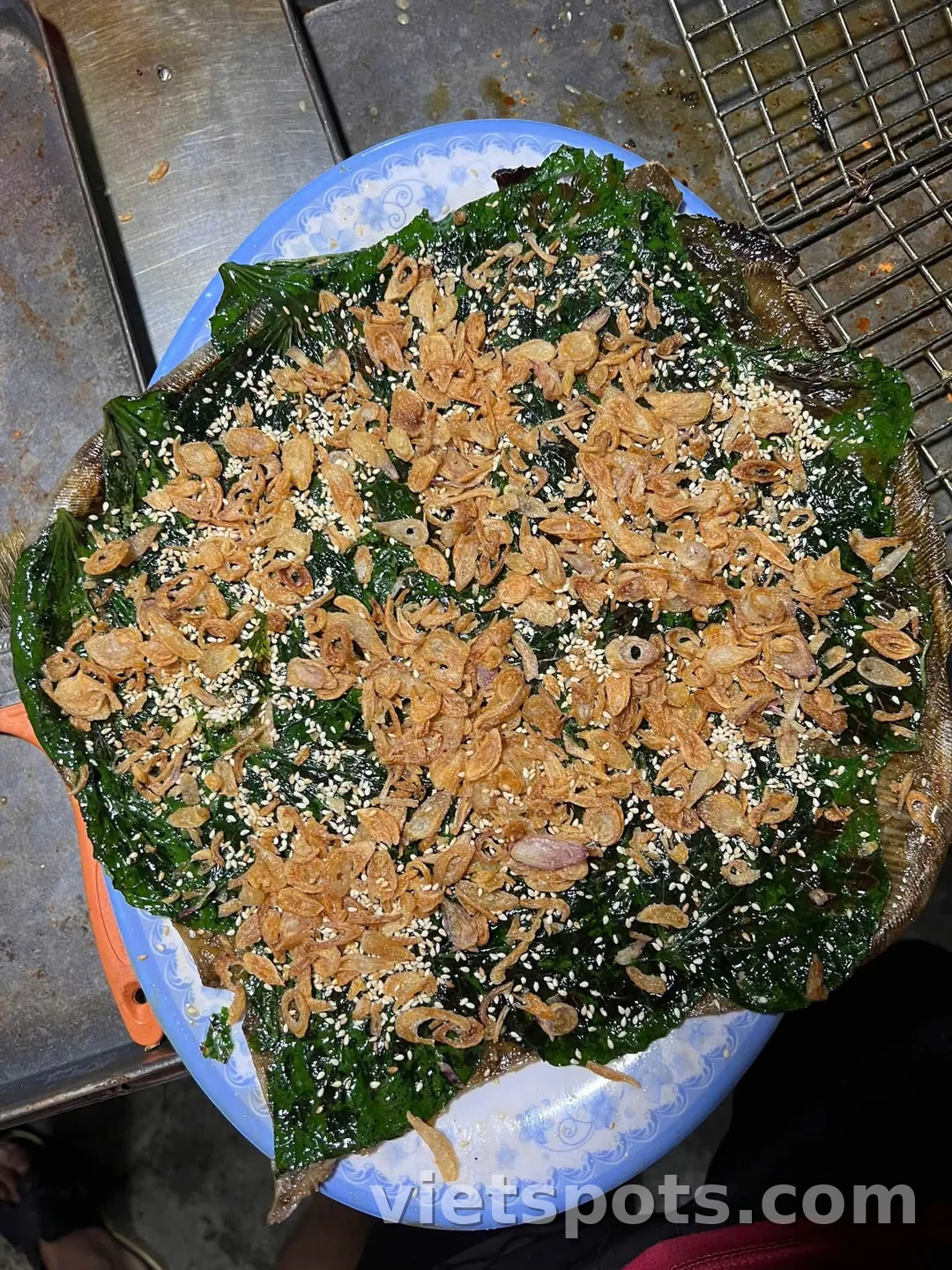📍 QUÁN NHẬU HẢI SẢN BÌNH DÂN – 145 Nguyễn Đăng Giai, Sơn Trà, Đà Nẵng