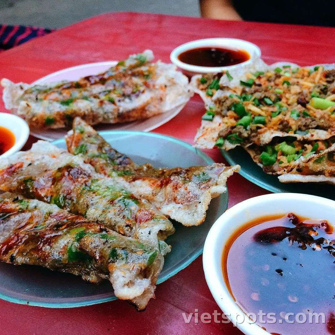 🥢 Bánh Tráng Kẹp Dì Hoa – Món ăn vặt "gây thương nhớ" trên đường Núi Thành, Đà Nẵng ❤️