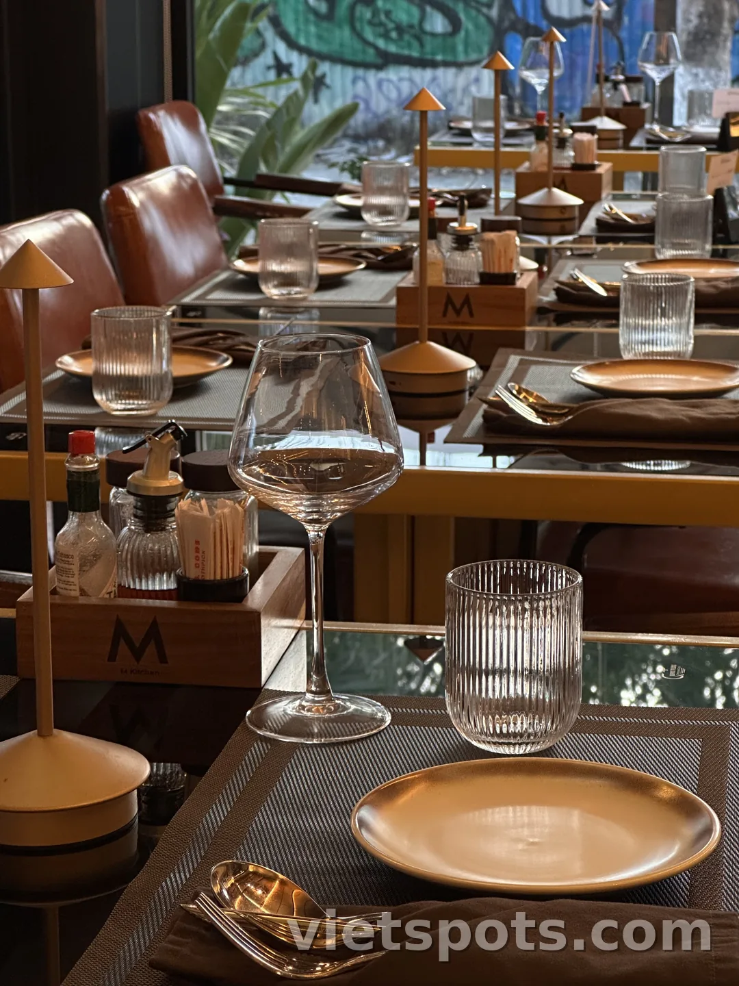 다낭 브런치 맛집 추천 | 분위기까지 완벽했던 M Kitchen Flagship Danang