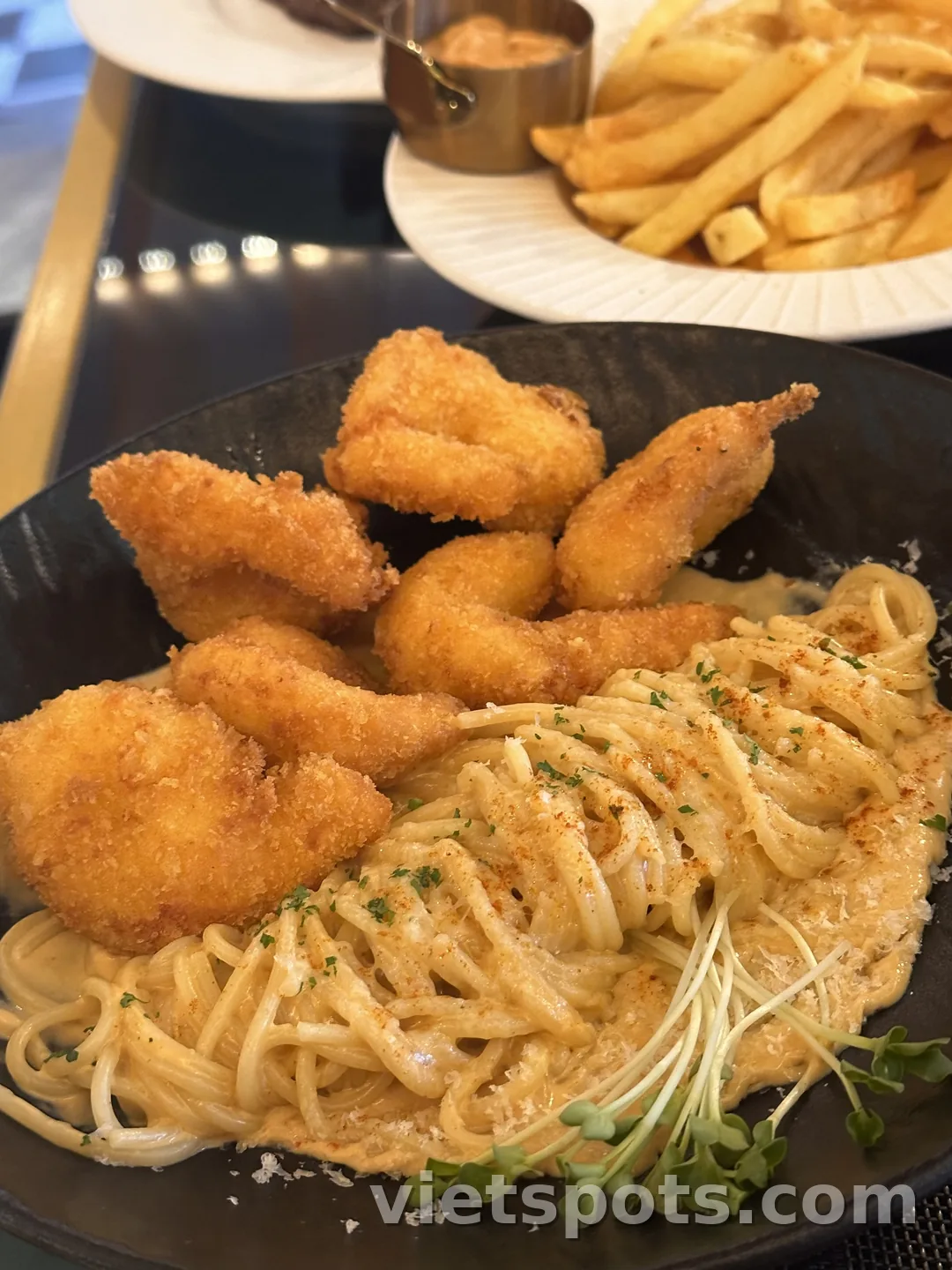 다낭 브런치 맛집 추천 | 분위기까지 완벽했던 M Kitchen Flagship Danang