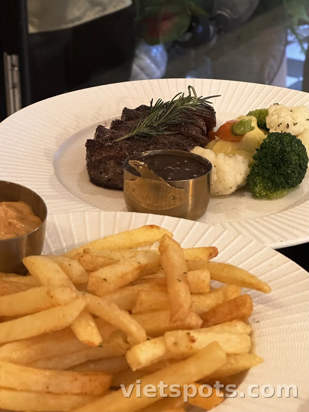 다낭 브런치 맛집 추천 | 분위기까지 완벽했던 M Kitchen Flagship Danang