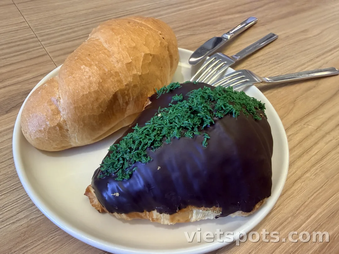 Tiệm bánh mì và bơ B&B Bakery - Đà Nẵng