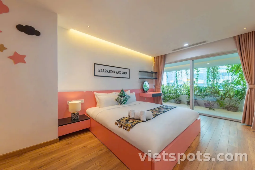 VILLA NEAR THE BEACH