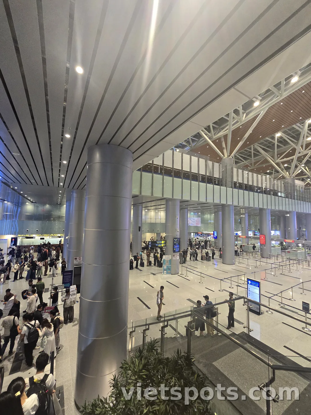 🇻🇳 Đánh giá trải nghiệm sử dụng dịch vụ Fast Track nhập cảnh sân bay Đà Nẵng của VietSpot