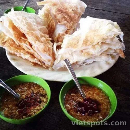 Bánh đập, hến xào Hội An, phải ăn tại Cẩm Nam