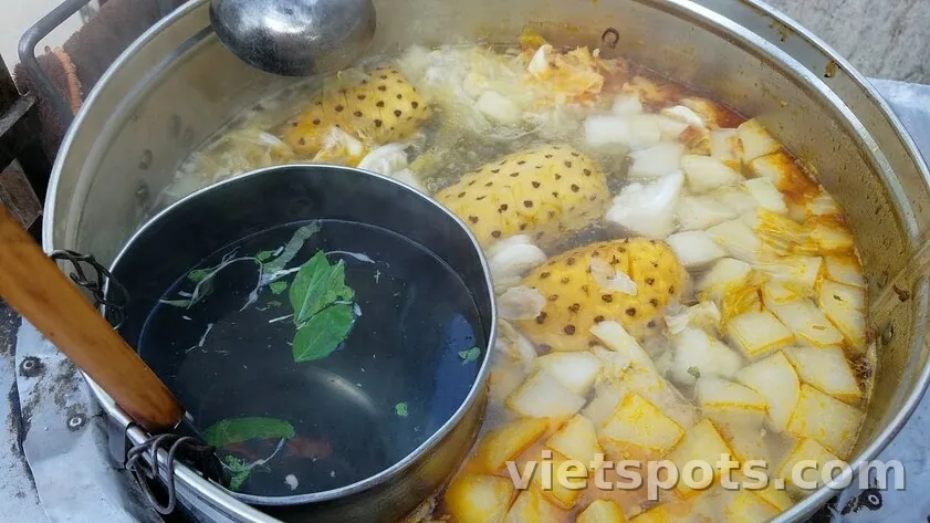 Có gì ở tô bún chả cá Đà Nẵng khiến thực khách mê đắm?