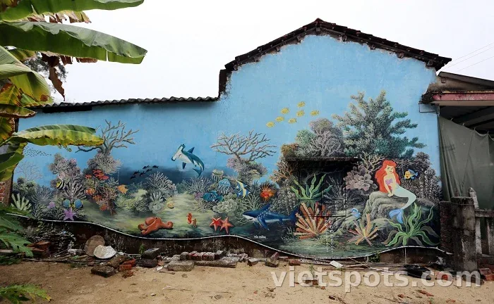 Làng bích họa Tam Thanh - “Bảo tàng tranh” rực rỡ, sống động