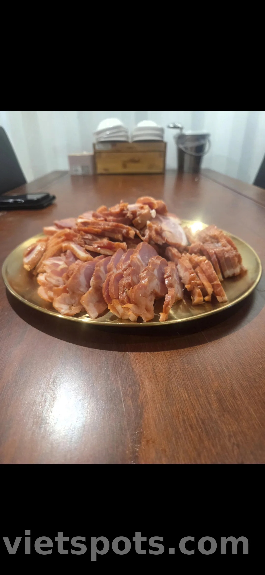 Nhà Sồi Một Con Gà