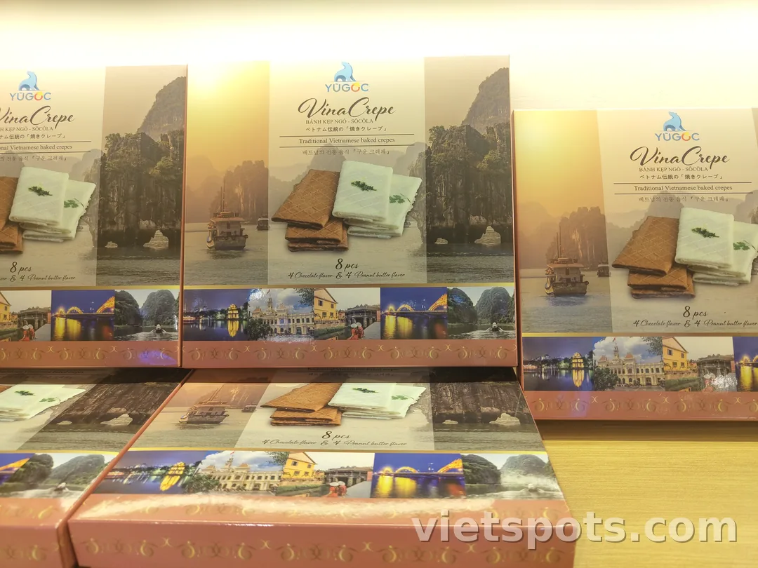 Chỉ 1 phút đi bộ từ chợ Bến Thành ở TP.HCM. Mình đã mua được vài món bánh truyền thống tại YUGOC♪