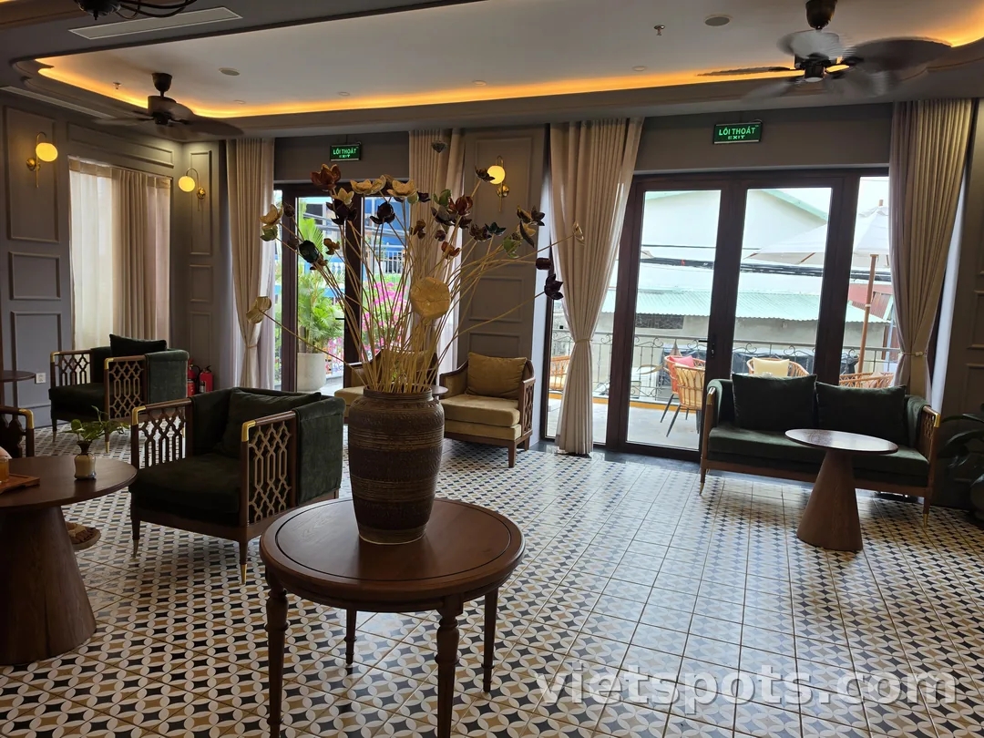 Отель Aria Boutique Hoi An