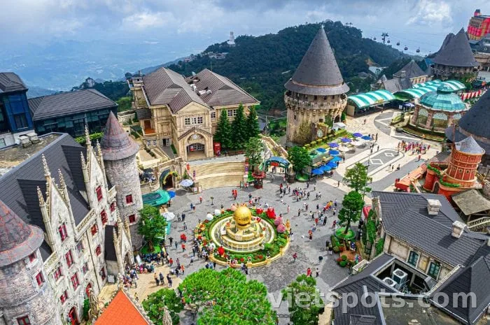 Yazasoo Tour 2N1D: Bà Nà Hill - Làng Toom Sara - Núi Thần Tài