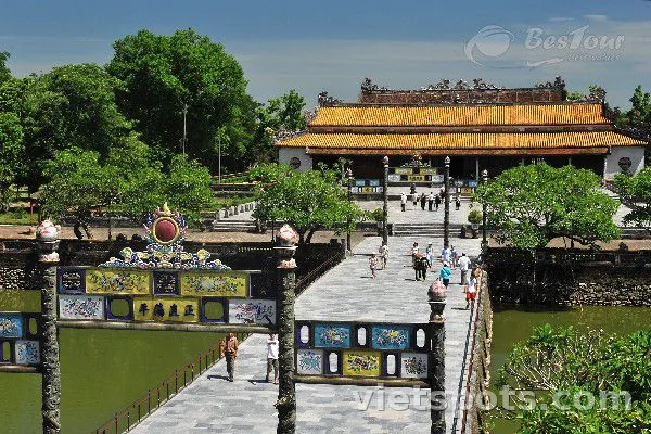 Tour Đại Nội Huế (bữa trưa)