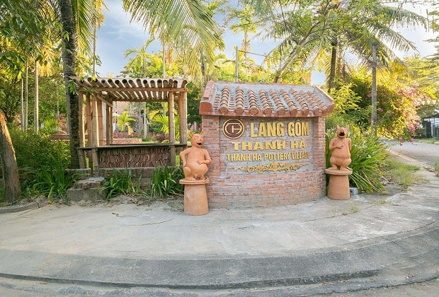 Chạm vào đất ở làng gốm Thanh Hà