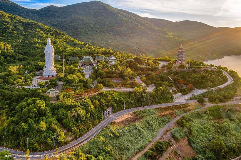 🌿 CHÙA LINH ỨNG SƠN TRÀ – NƠI BIỂN TRỜI GIAO HÒA