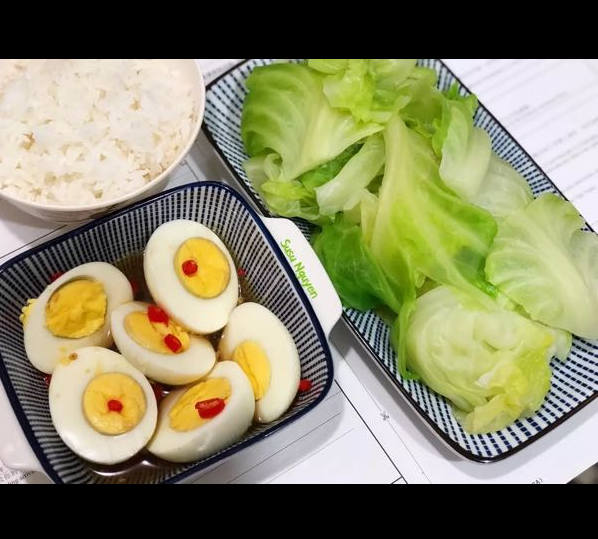 บวบลวกจิ้มไข่