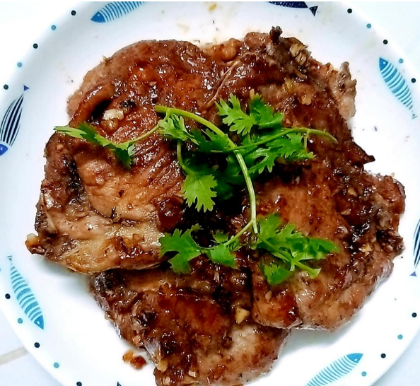 หมูสันนอกตุ๋น