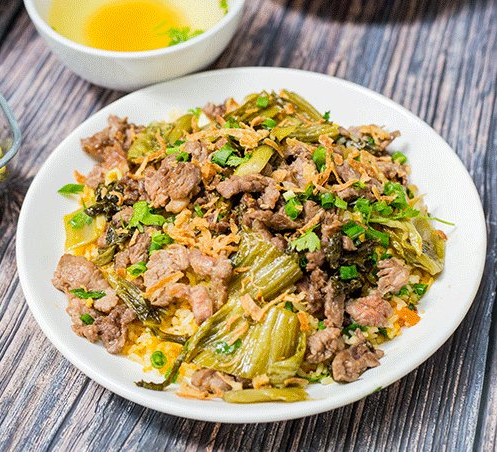 ข้าวผัดเนื้อ
