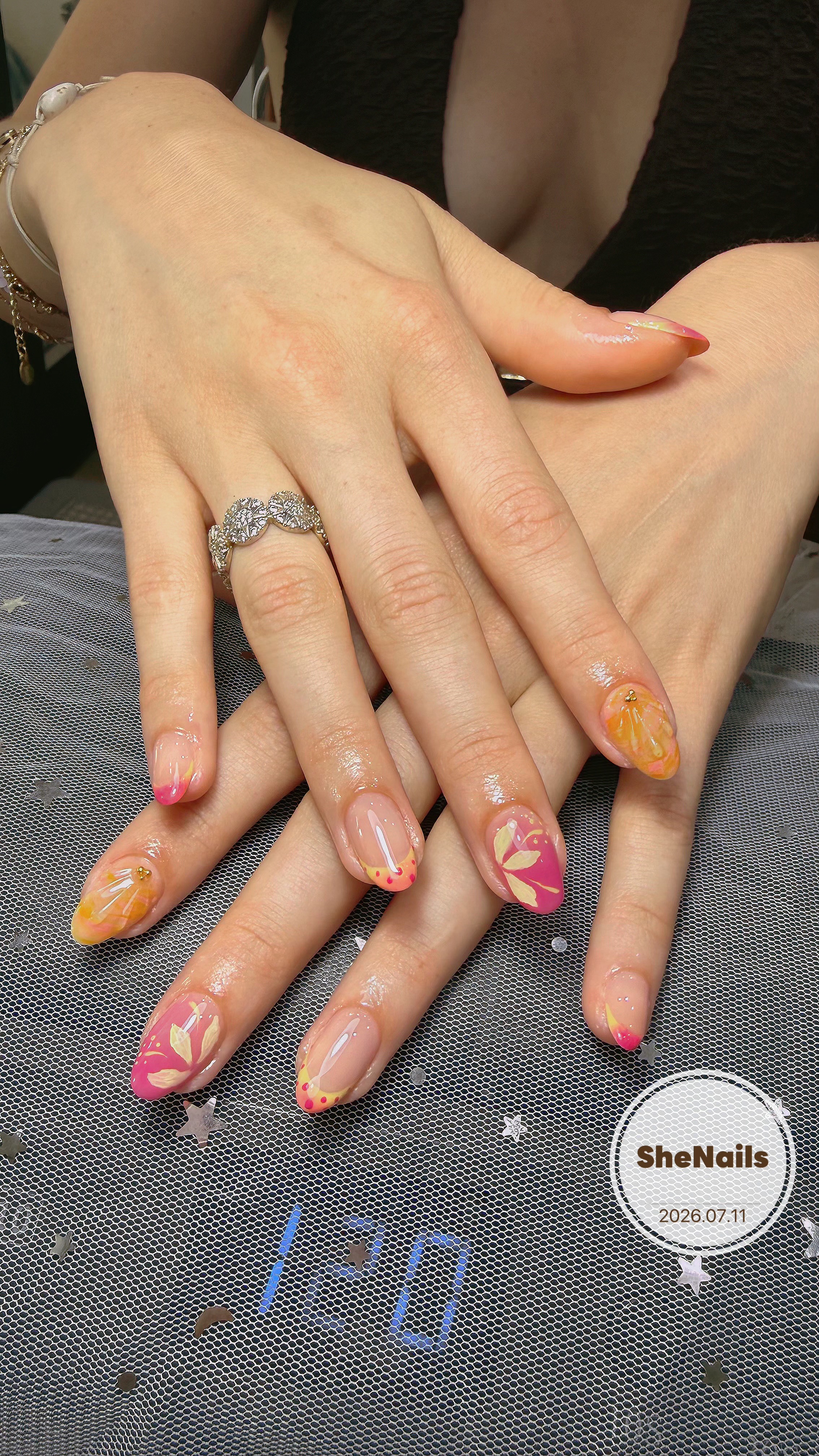 She Nails - Hair Wash - Foot Care