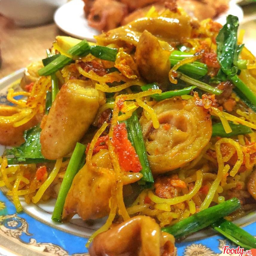 Lòng xào nghệ Có Bún