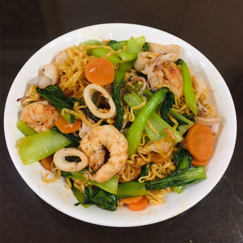 Mỳ xào hải sản